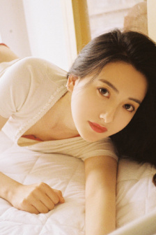 《丰满女学生》伦理hd